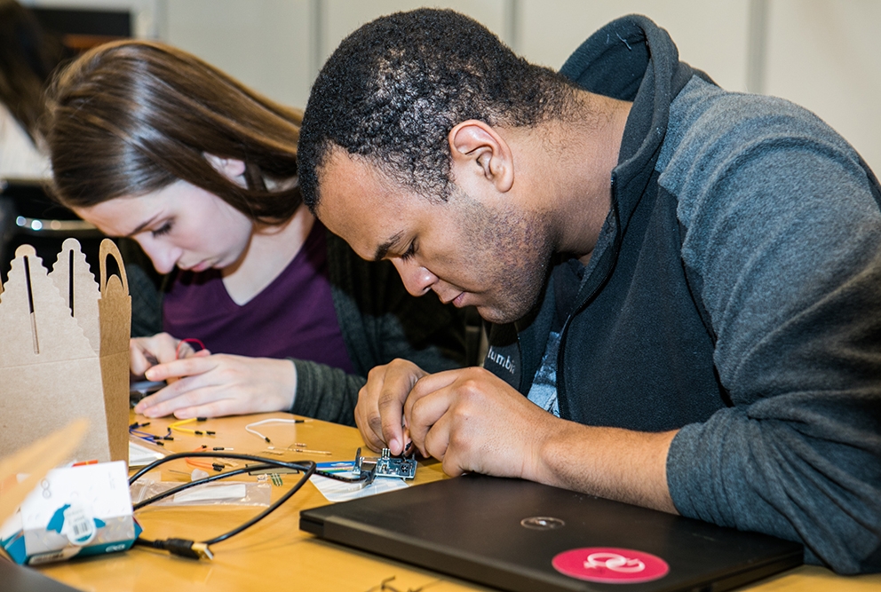 NYC High School Students Explore STEM Fields at Weill Cornell Medicine