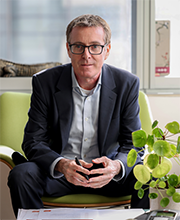 Dr. David Artis